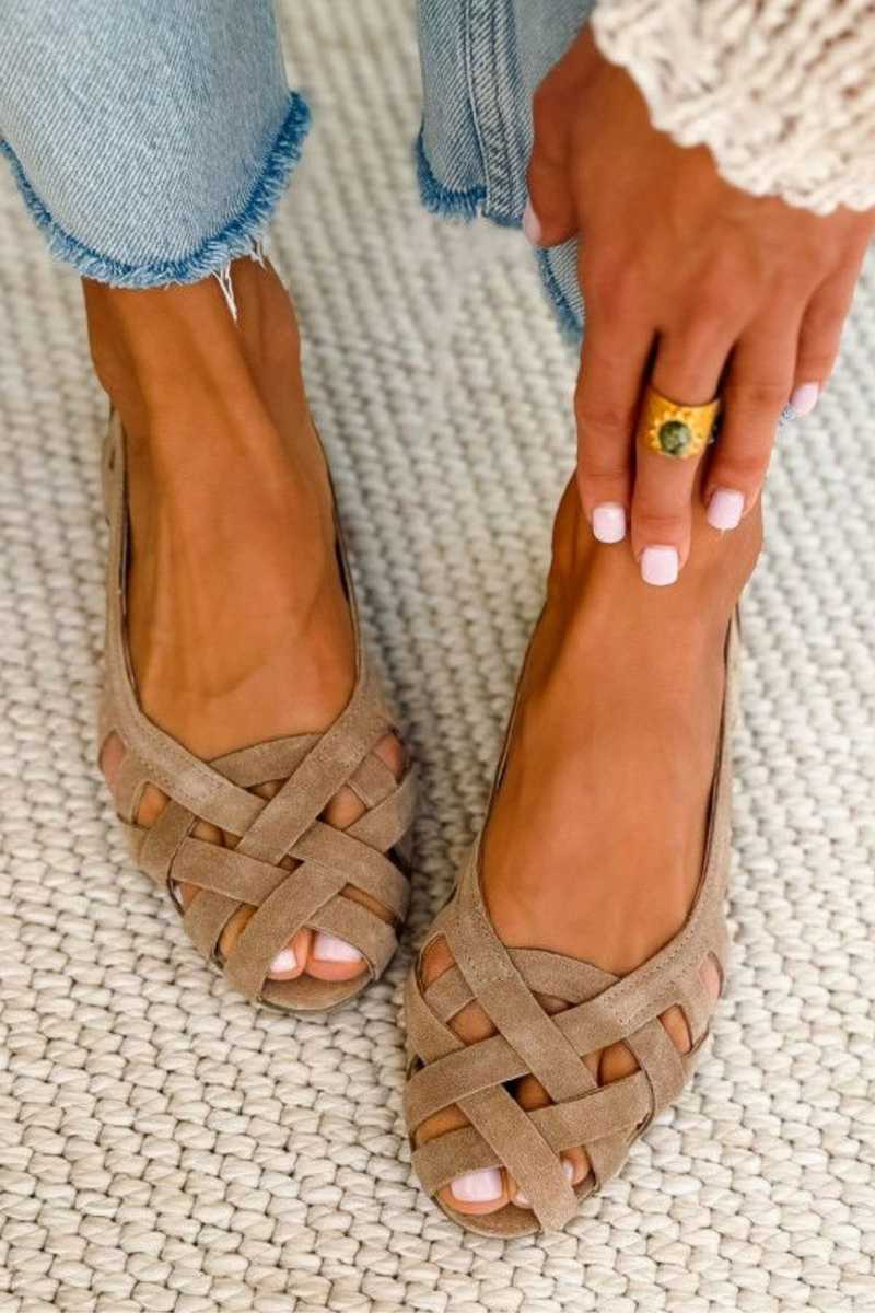 Alice - Woven Crisscross Sandals