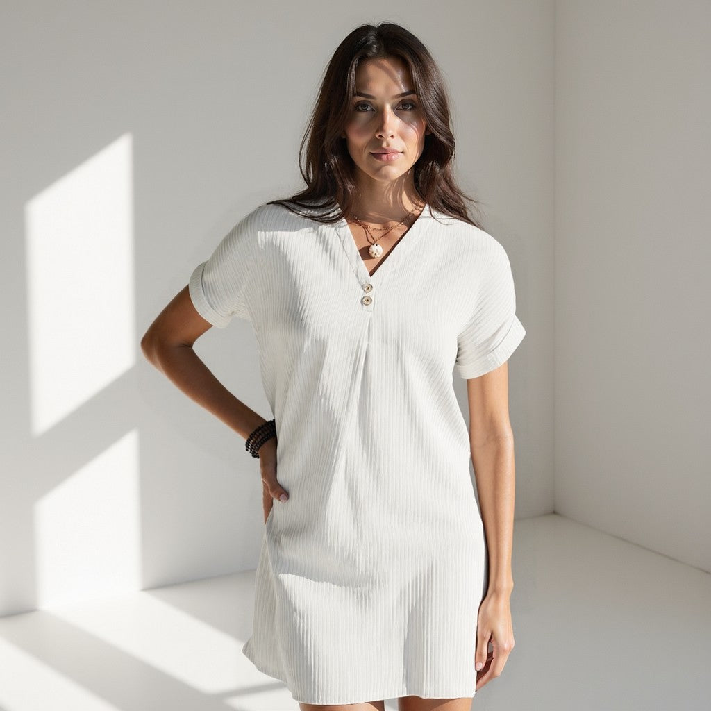 Kinley - Classic Pleated Midi Dress in White