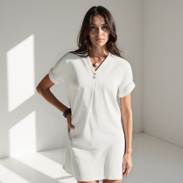 Kinley - Classic Pleated Midi Dress in White