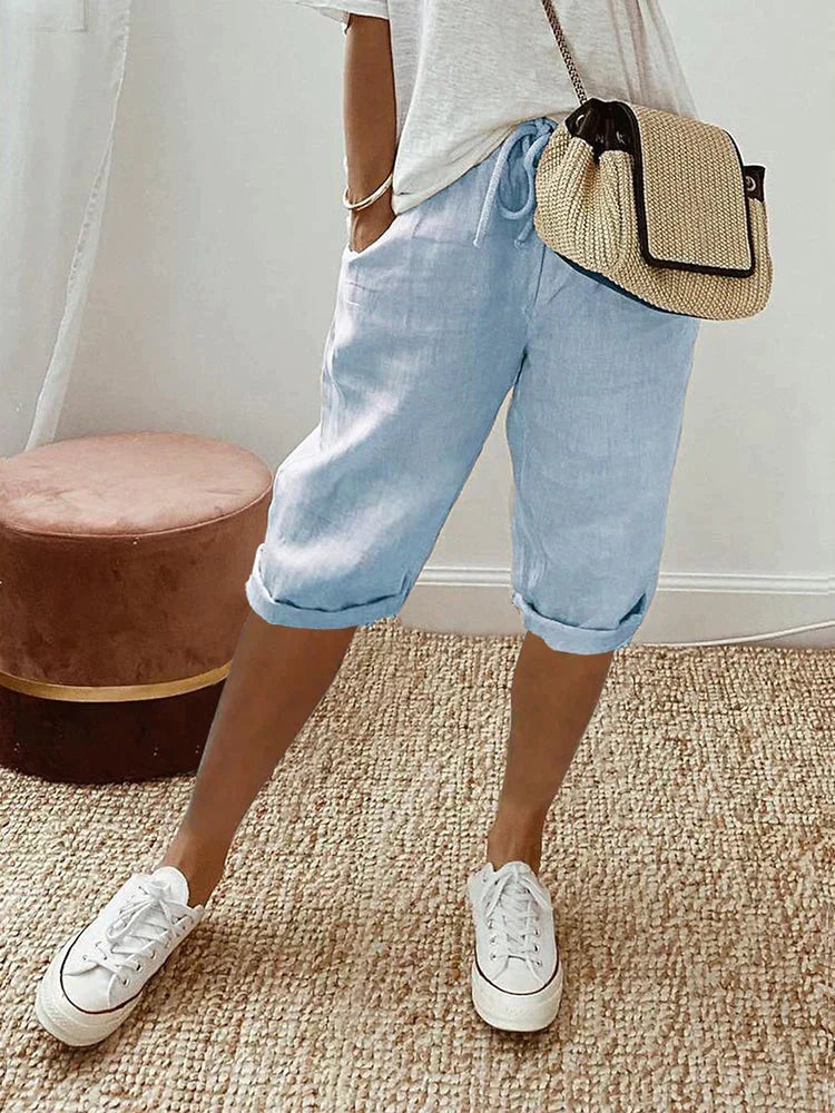 Ashley - Cotton Linen Capri Pants in Black